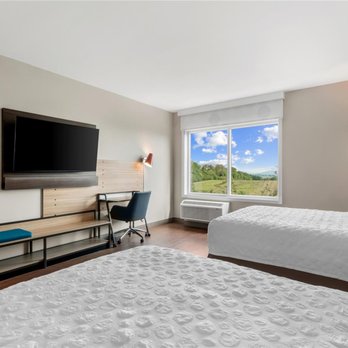 Tru by Hilton Bellefonte - Guest room - Hotels Near Me - Bellefonte, Pennsylvania Tru by Hilton Bellefonte - Guest room - Hotels Near Me - Bellefonte, Pennsylvania
