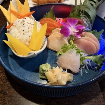Sakura - Sashimi 14 pieces - Japanese Near Me - The Villages, Florida Sakura - Sashimi 14 pieces - Japanese Near Me - The Villages, Florida