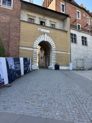 Wawel Royal Castle-State Art Collection by null