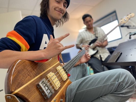 PRIVATE LESSONS - Private Lessons We Offer:

GUITAR LESSONS - Express your thoughts and feelings with sound. Whether you’re a singer/songwriter in the making, or a future Joe Satriani, we have you covered in all genres! Acoustic, Electric, Folk, Rock, Classical, Bass.

PIANO LESSONS - From classical to pop, learn your favorite songs on a 6 foot concert grand piano. Learn how to master note-reading, proper form and technique, as well as accompanying yourself while singing! 

DRUM LESSONS - The heartbeat of any band, drums have a place in most any setting! Jam out to your favorite songs while learning note reading, rhythm, rudiments and all the other elements that create signature styles.

UKULELE LESSONS - An amazingly versatile instrument. Whether you’re a beginner who wants to learn techniques, form and rhythm to use later on guitar, or to take it to soaring heights with the likes of Jake Shimabukuro, you’ll be right at home here!

VOICE LESSONS - Learn how to sing your favorite songs with correct form and technique! Fun for all ages, we help you find your range and bring out your best voice. See how high you can soar!

STRINGS LESSONS - Offering violin, viola and cello lessons with the option to join various levels of strings ensembles. Experience the classical pieces that have remained popular for centuries as well as your favorite modern songs. Truly an art worthy of your investment.