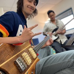 ROOS STUDIOS - We offer the best bass lessons in town!