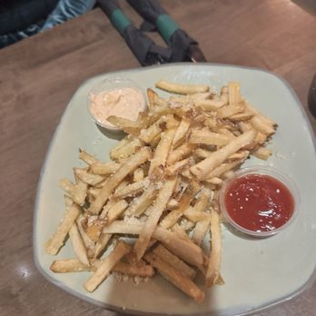 Pastina Rustic Italian - Parm frites - Italian Near Me - Mentor, Ohio Pastina Rustic Italian - Parm frites - Italian Near Me - Mentor, Ohio