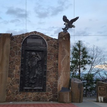 Kelly View Point - Mid-Columbia Veterans Memorial - Landmarks & Historical Buildings Near Me - The Dalles, Oregon