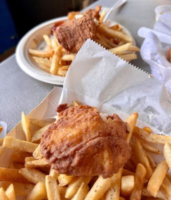 Susan's Fish-n-Chips by null