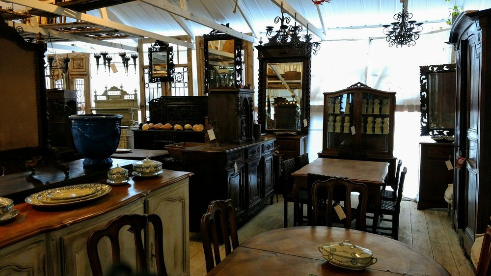 McLaren's Antiques & Interiors - Photo 5