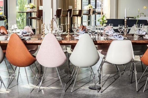 The Cloud Room Coworking Space by null