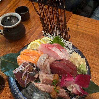 Moon Tree Sushi And Tapas - Sashimi Sampler - Sushi Bars Near Me - Seattle, Washington