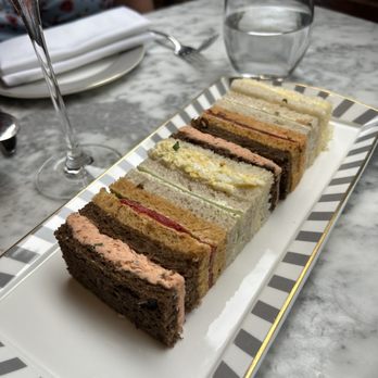 Dalloway Terrace - Cocktail Bars Near Me - London, XGL