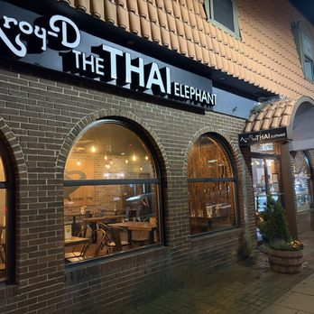 Aroy-D The Thai Elephant - Restaurant Facade - Thai Near Me - Verona, New Jersey