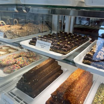 Baklovah Bakery - Pistachio Brownie Baklava - Desserts Near Me - San Antonio, Texas