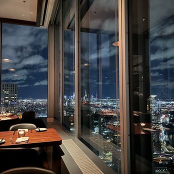 Manhatta - Views from far end of the restaurant - New American Near Me - New York, New York