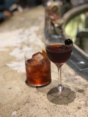 Gravity Bar by null