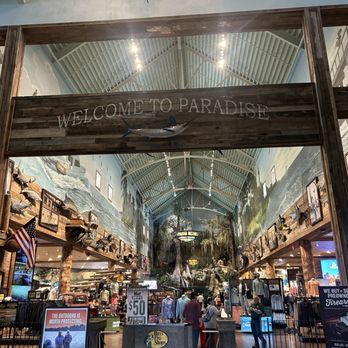 Bass Pro Shops - Outdoor Gear Near Me - St. Augustine, Florida