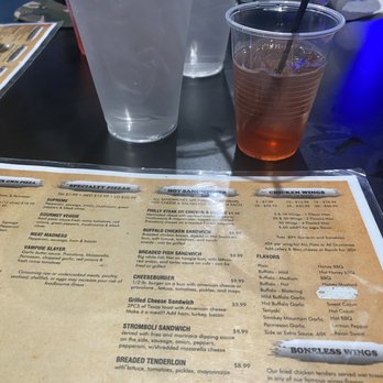 Wing'n It Pizza Grill & Bar - Crown apple and cranberry - Chicken Wings Near Me - Indianapolis, Indiana