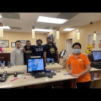 Lisa's Kitchen - Lisa and the boys! - Chinese Near Me - Boca Raton, Florida