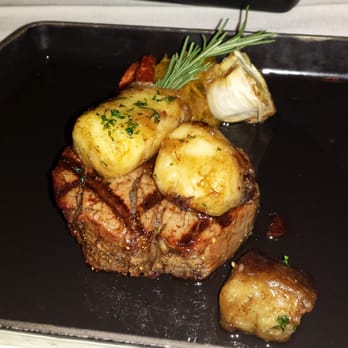 Dawson's - filet w/ bone marrow crust - Steakhouses Near Me - Sacramento, California