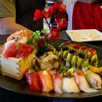 Sushi Badaya - Sushi Bars Near Me - Highland Park, Illinois Sushi Badaya - Sushi Bars Near Me - Highland Park, Illinois