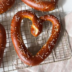 Hey Pretzel - Valentine's Pretzel
