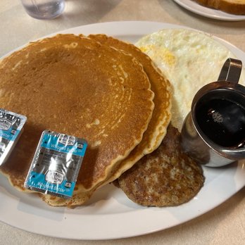 Edelweiss - 12/1/22 "3-in1" breakfast; 2 pancakes, 2 eggs & 2 sausages - Breakfast & Brunch Near Me - Auburn, California