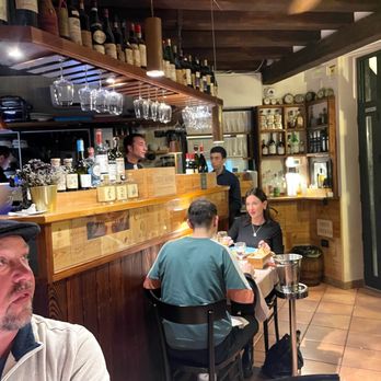 Ai Artisti - Tiny, romantic spot - Italian Near Me - Venezia, VE Ai Artisti - Tiny, romantic spot - Italian Near Me - Venezia, VE