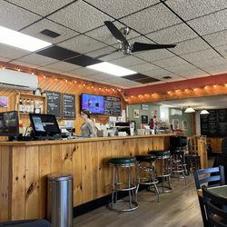 Dubois Cafe 