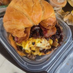 mama-c Mama C's Mac-n-smash