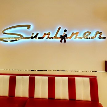 Sunliner Diner - Diners Near Me - Pigeon Forge, Tennessee Sunliner Diner - Diners Near Me - Pigeon Forge, Tennessee