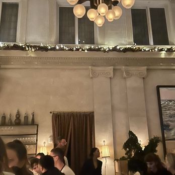 SWAN ROOM - Updated July 2024 - 35 Photos & 26 Reviews - 54 Canal St