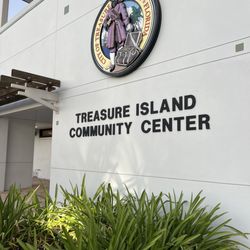 Treasure Island Community Center And Park - Entrance