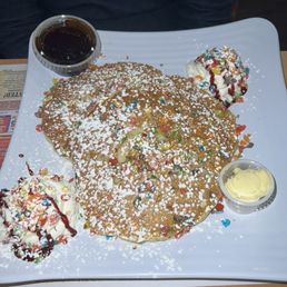Fruity pebbles pancakes