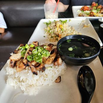 OB Noodle House - Thai BBQ chicken - Asian Fusion Near Me - San Diego, California OB Noodle House - Thai BBQ chicken - Asian Fusion Near Me - San Diego, California