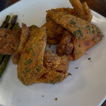 Kitchen 11 Eleven - Chicken Wings - Chicken Wings Near Me - Brown Deer, Wisconsin