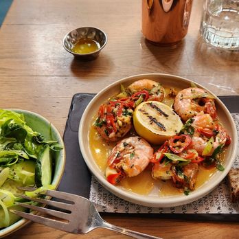 All Bar One Kingsway - Garden Salas & Garlic Shrimp! - British Near Me - London, XGL All Bar One Kingsway - Garden Salas & Garlic Shrimp! - British Near Me - London, XGL