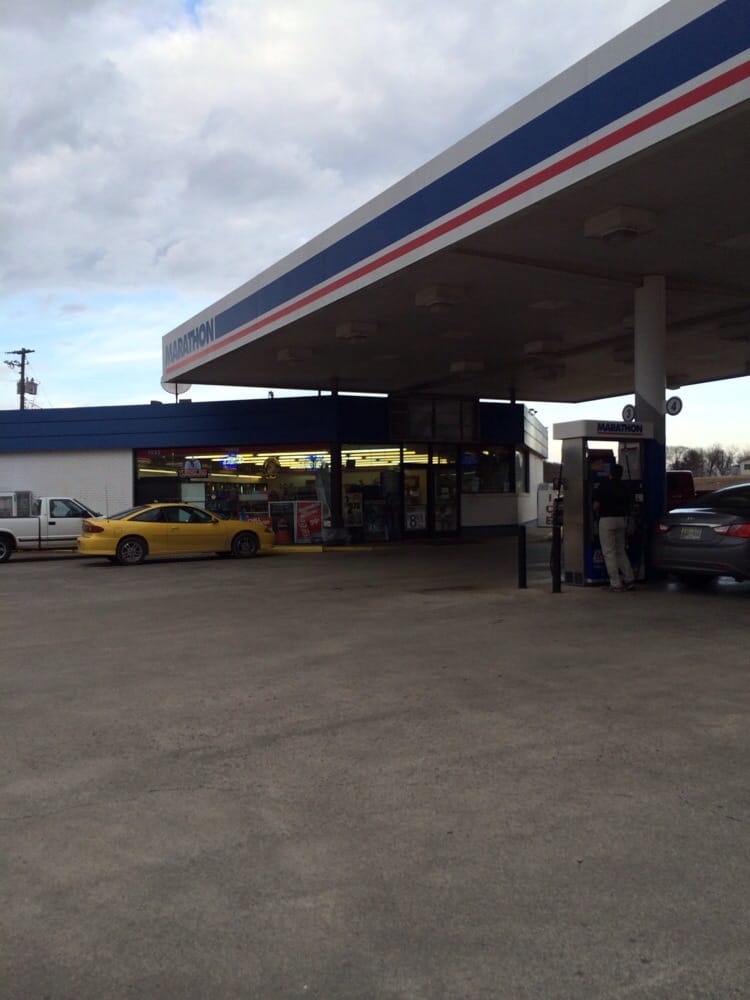 MARATHON GAS STATION Updated September 2024 1006 Congress Pkwy N