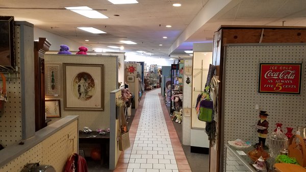Cottage Antiques And Crafts 4636 Broadway Allentown Pa Crafts