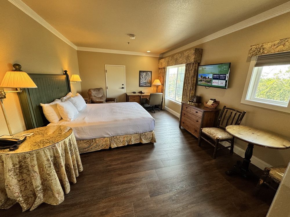 Harris Ranch Resort