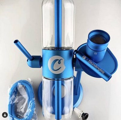Smoke Token Smoke Shop by null