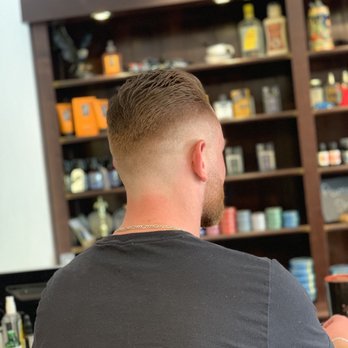 Aux the Barber - Haarschnitt - Barbers Near Me - Augsburg, BY Aux the Barber - Haarschnitt - Barbers Near Me - Augsburg, BY
