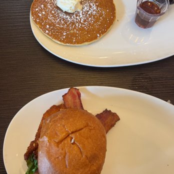 Beach Plum Kitchen - Chicken Sandwich + 1 lemon ricotta pancake (as the side) - New American Near Me - Carlsbad, California
