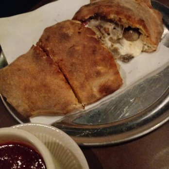 Ria's Restaurant and Apizza - Italian Near Me - Waterbury, Connecticut Ria's Restaurant and Apizza - Italian Near Me - Waterbury, Connecticut