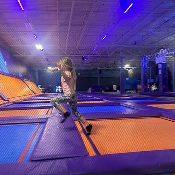 Altitude Trampoline Park - Trampoline Parks Near Me - Bradenton, Florida