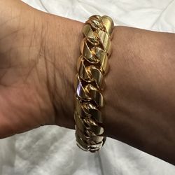 Hoang Son Jewelry