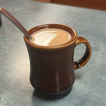 Lucky Loggers Restaurant - American Near Me - Saco, Maine