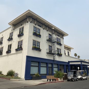 Hotel Atwater - Outside of hotel - Hotels Near Me - Avalon, California Hotel Atwater - Outside of hotel - Hotels Near Me - Avalon, California