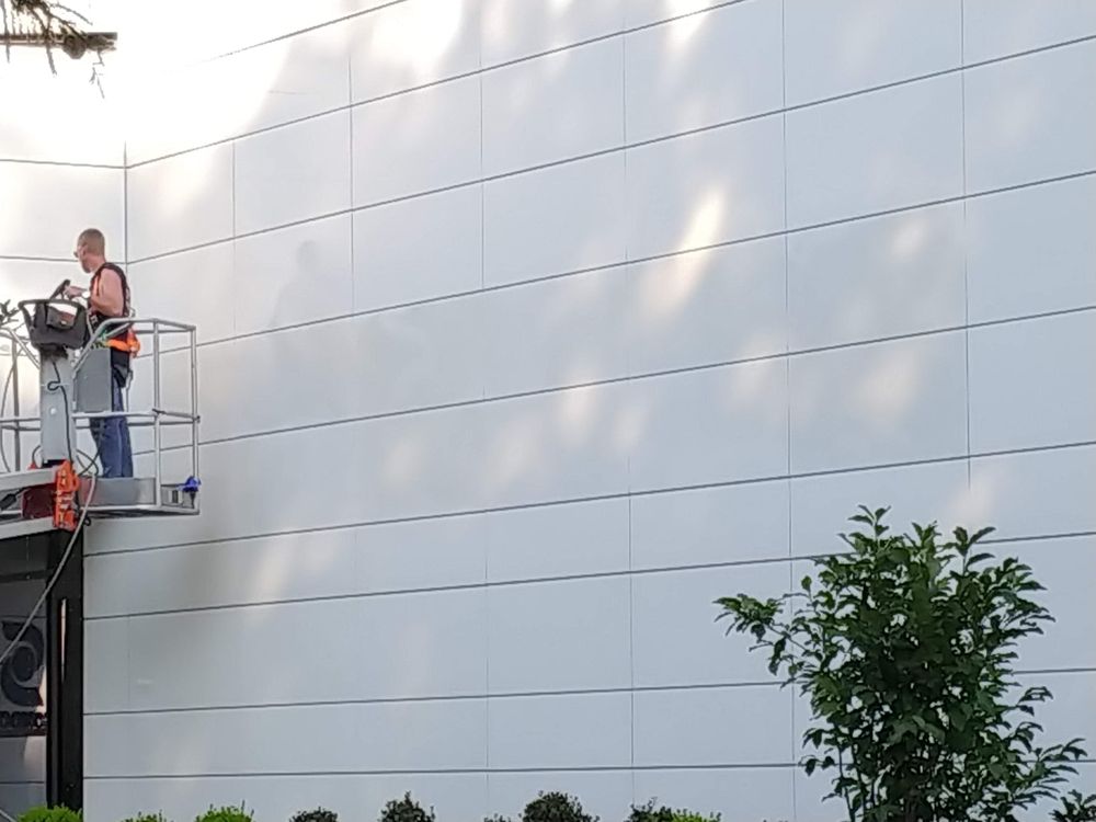 Slide of Bring It Back Exterior Concierge