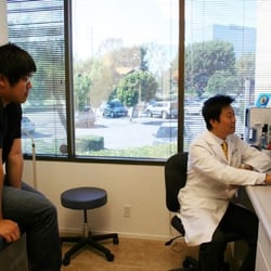 William J. Tsai, MD, Inc - Exam room