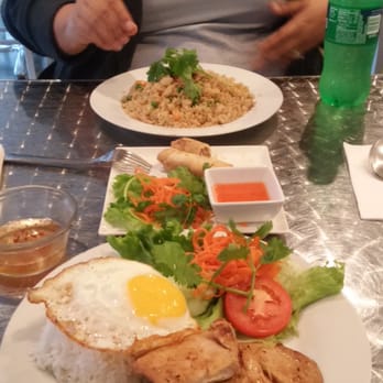 Ba Mien Bistro - My sister and I having lunch on our work break. - Vietnamese Near Me - Houston, Texas