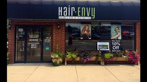 Hair Envy Salon Spa Of Distinction 1890 W Wayzata Blvd Long Lake