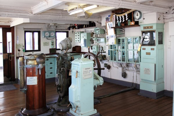 NYK Hikawa Maru by null