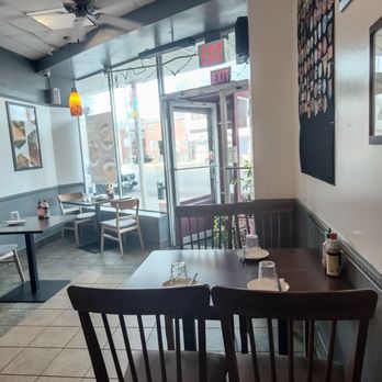 New York Pho House - Inside - Halal Near Me - Flushing, New York